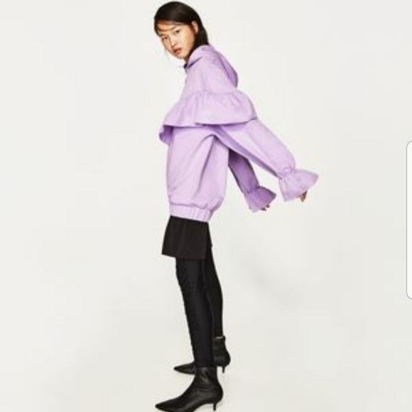 Zara Tops - 🆕️ZARA Ruffled Zip Up Hoodie